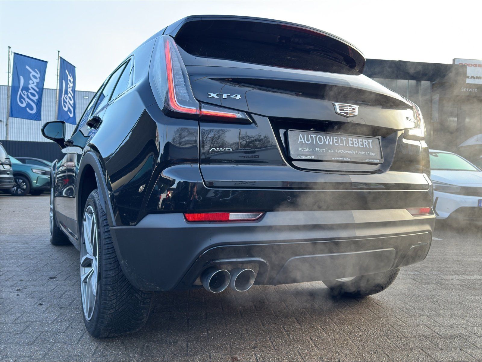 Fahrzeugabbildung Cadillac XT4 Sport 350D AWD SHZ/HUD/NAVI/LED/DT. FZG/SCHE