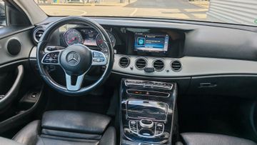 Mercedes E 200 - 9
