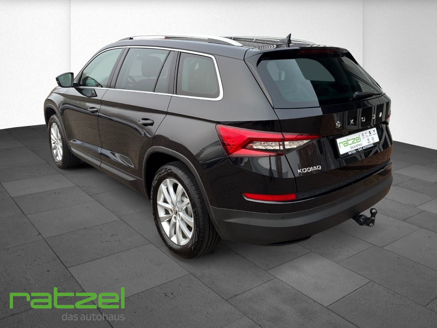 Fahrzeugabbildung SKODA Kodiaq 2.0 TDI DSG Style AHK Navi Digitales Cock