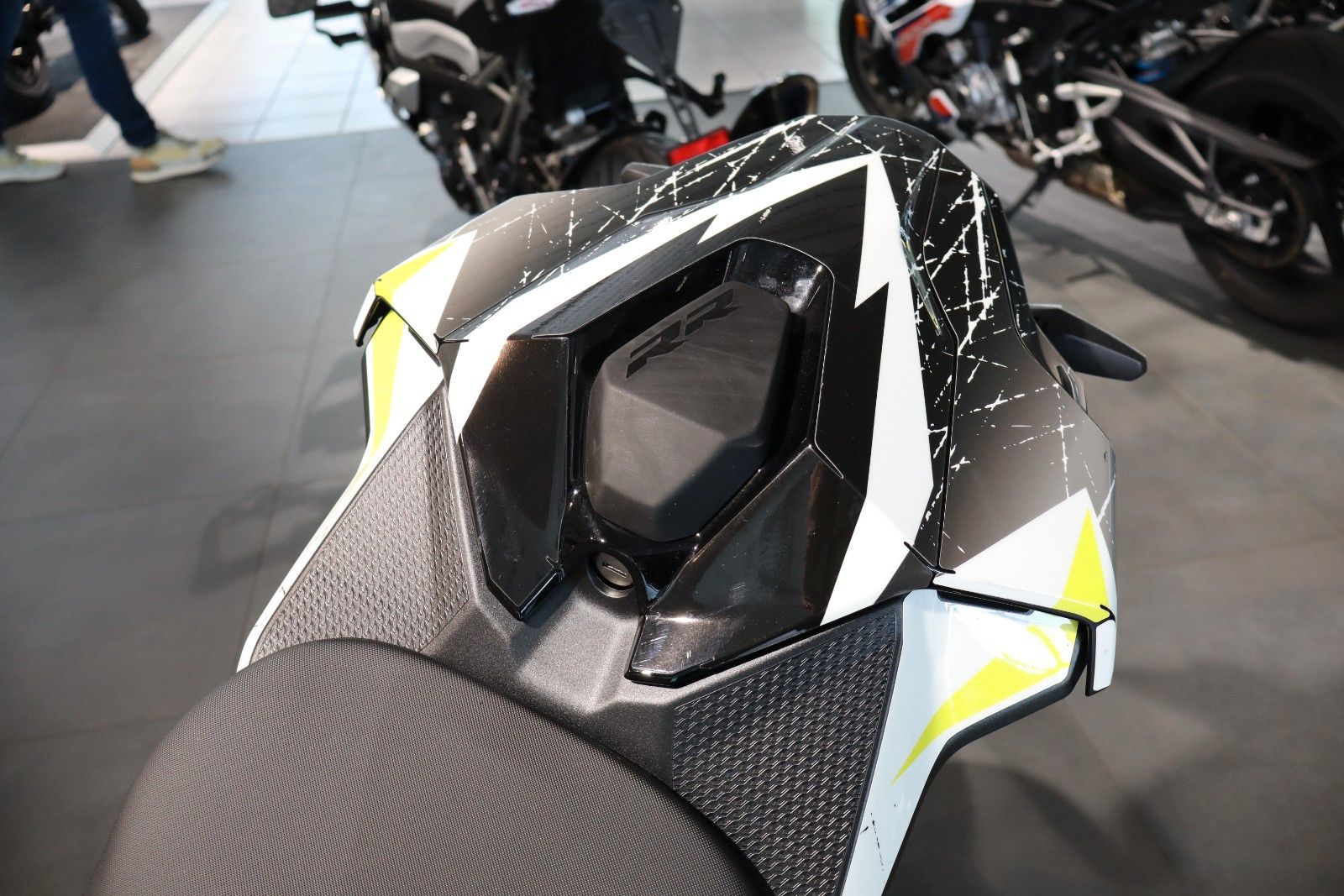 Fahrzeugabbildung BMW S 1000 RR mit Graphic Kit
