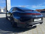 Porsche 992 (911) Carrera T Sitze hinten |BOSE - Porsche: 911