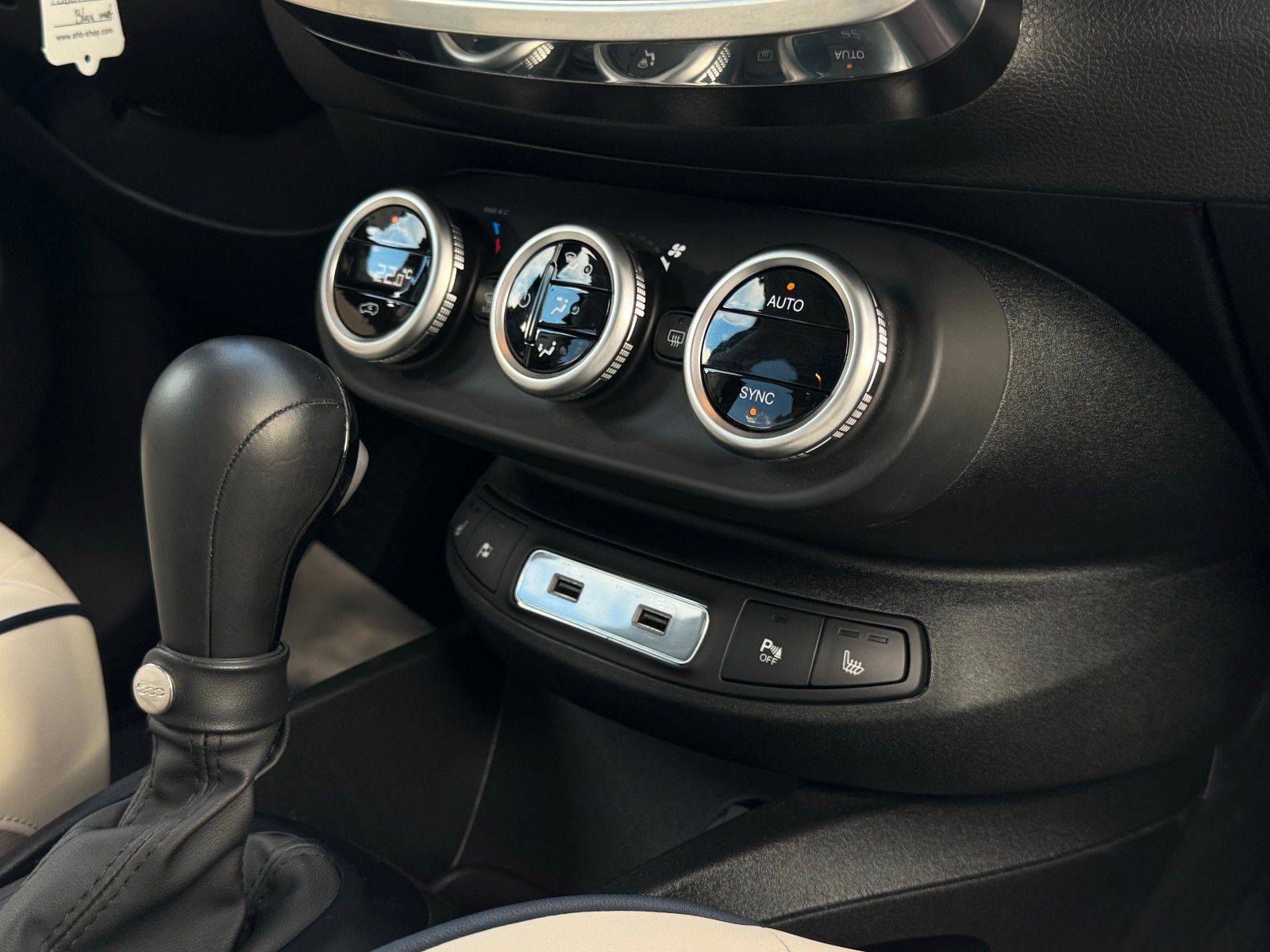 Fahrzeugabbildung Fiat 500X 1.3 FF Yacht Club Capri Faltdach CarPl. CAM