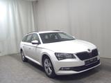 Skoda Superb Kombi 2.0 TDI Active AHK Navi PDC DAB - Skoda Superb: Weiß