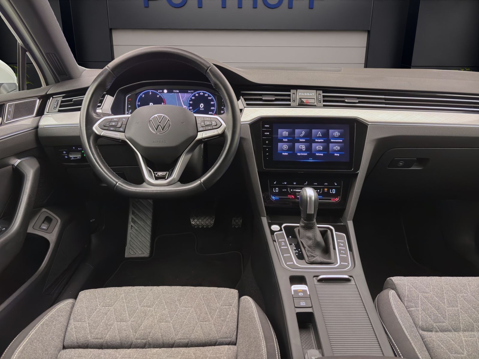 Volkswagen Passat Variant - Bild 14