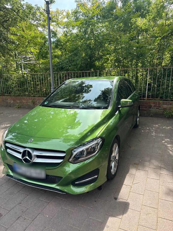 Image of Mercedes-Benz B 200