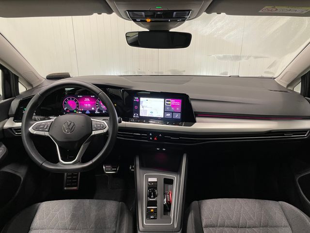 Golf VIII Move 1.0 eTSI DSG PDC LED ACC Pano SHZ