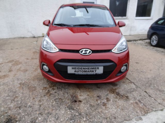 Fahrzeugabbildung Hyundai i10 FIFA World Cup Edition/2.Hd/Klima/Garantie/