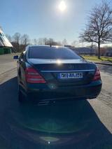 Mercedes-Benz S450 L - Mercedes-Benz S 450 mit Benzin-Antrieb