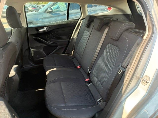 Fahrzeugabbildung Ford Focus Turnier -Navi/LED/Sitzheiz-