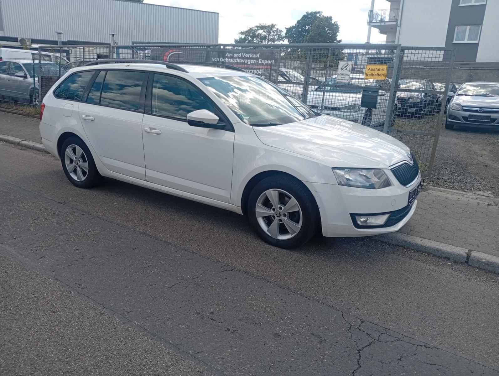 Skoda Octavia Combi Elegance KLIMA LEDER PDC NAVI