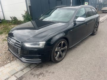 Audi S4 - 2
