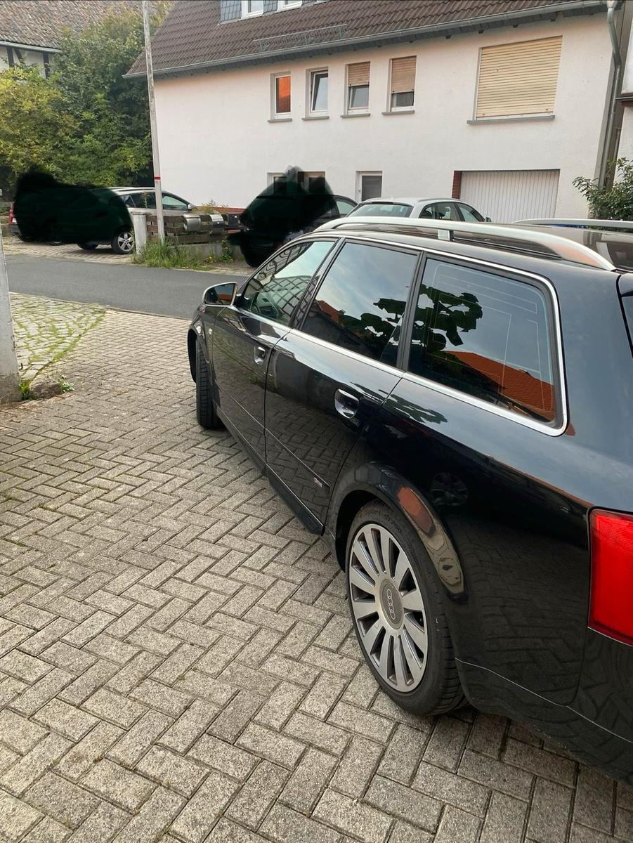 Audi A4 2004 — photo 5
