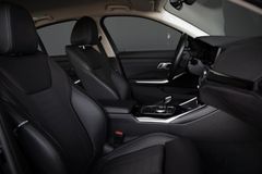 BMW 320i Advantage*Limousine*Unfallfrei*BMW-Garantie