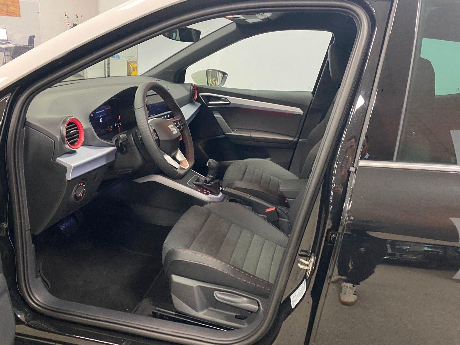Fahrzeugabbildung SEAT Arona 1.0 TSI FR Garantie 2030+voll LED++KAMERA+
