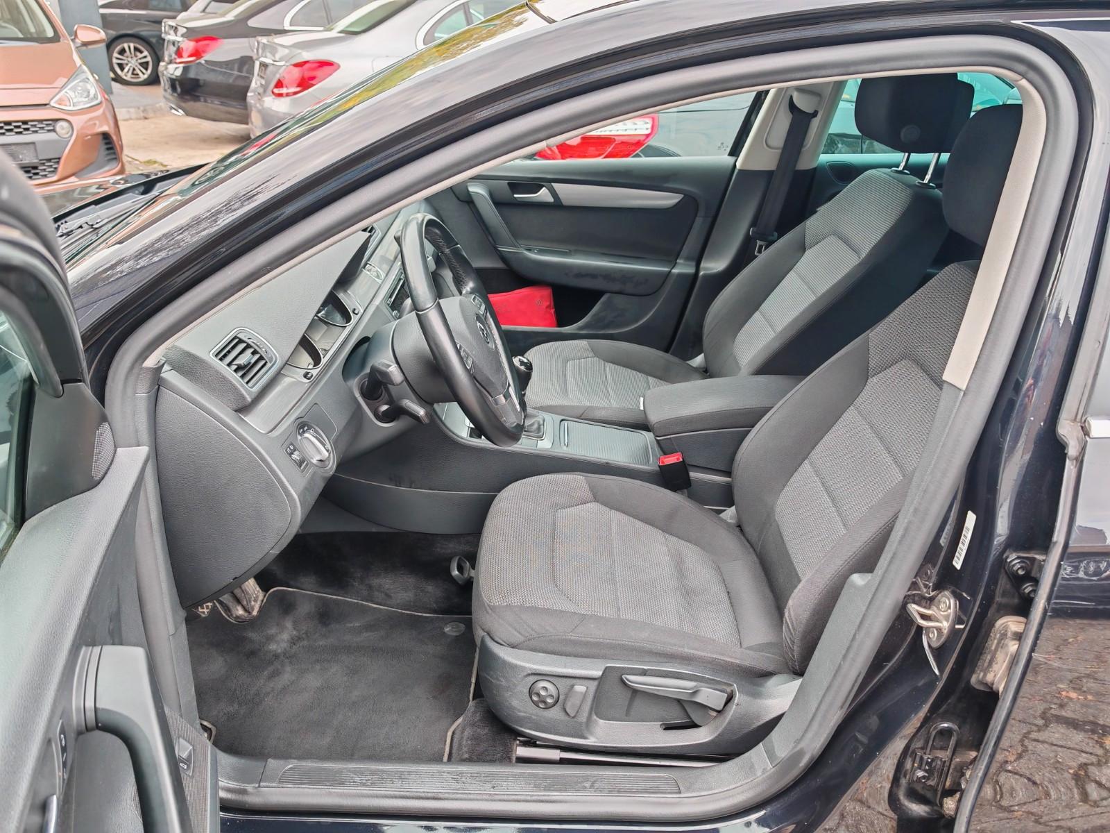 Volkswagen Passat 2014 — photo 11