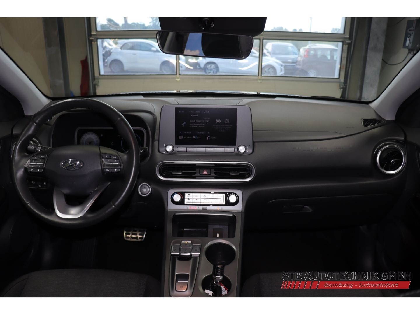 Fahrzeugabbildung Hyundai KONA Elektro Select 2WD 39,2kWh 96,2% SOH ACC Ap