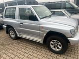 Mitsubishi Pajero , Mitsubishi, classic - Mitsubishi Pajero: Classic