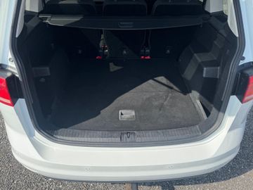 Volkswagen Touran - 7