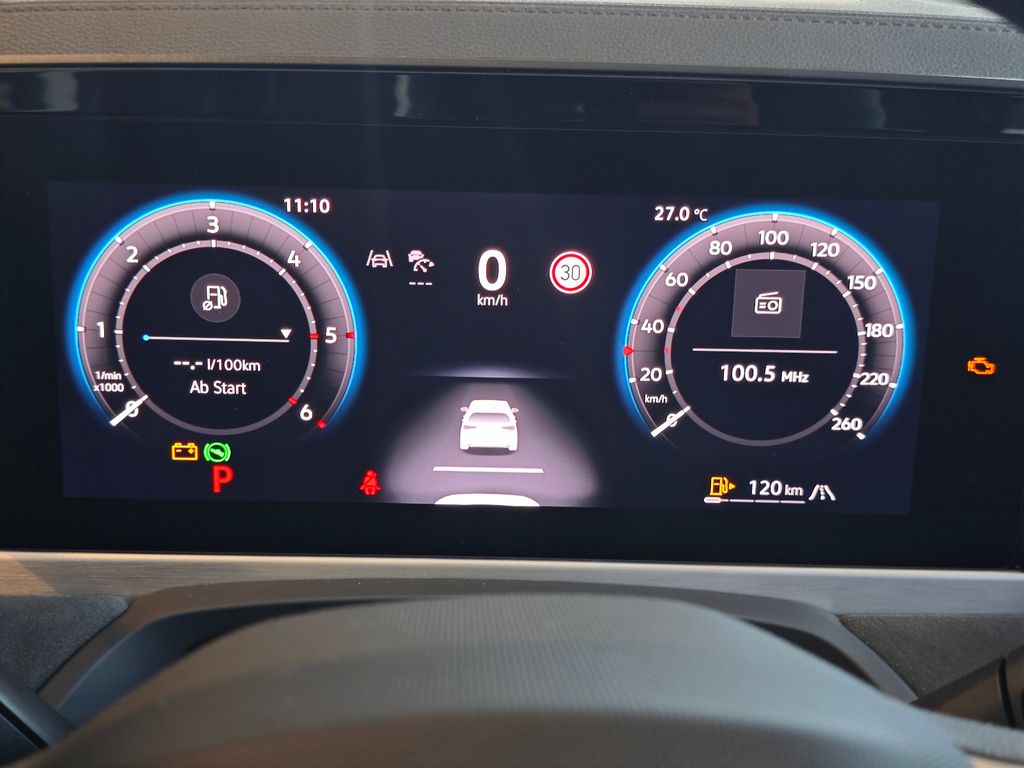 VW Passat R-Line Black Style DSG #AHK #DCC #Head-UP VW Passat R-Line Black Style DSG #AHK #DCC #Head-UP