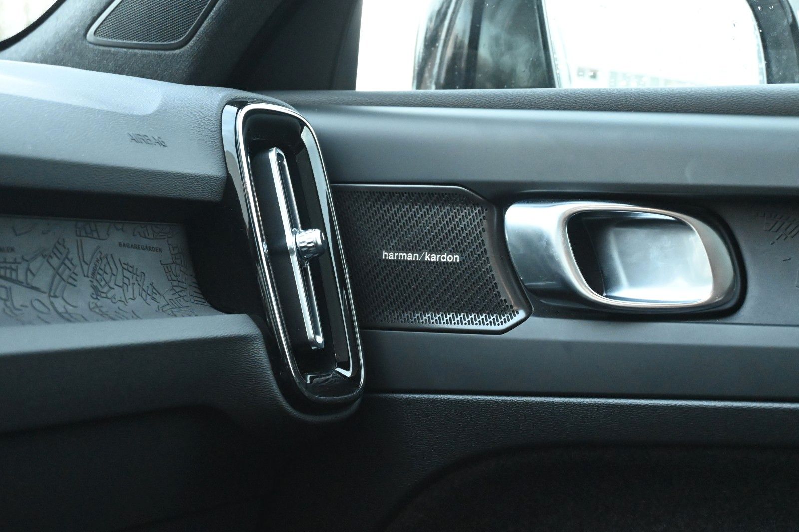 Fahrzeugabbildung Volvo C40 Twin AWD Ultimate 360°PANO°Stdhzg