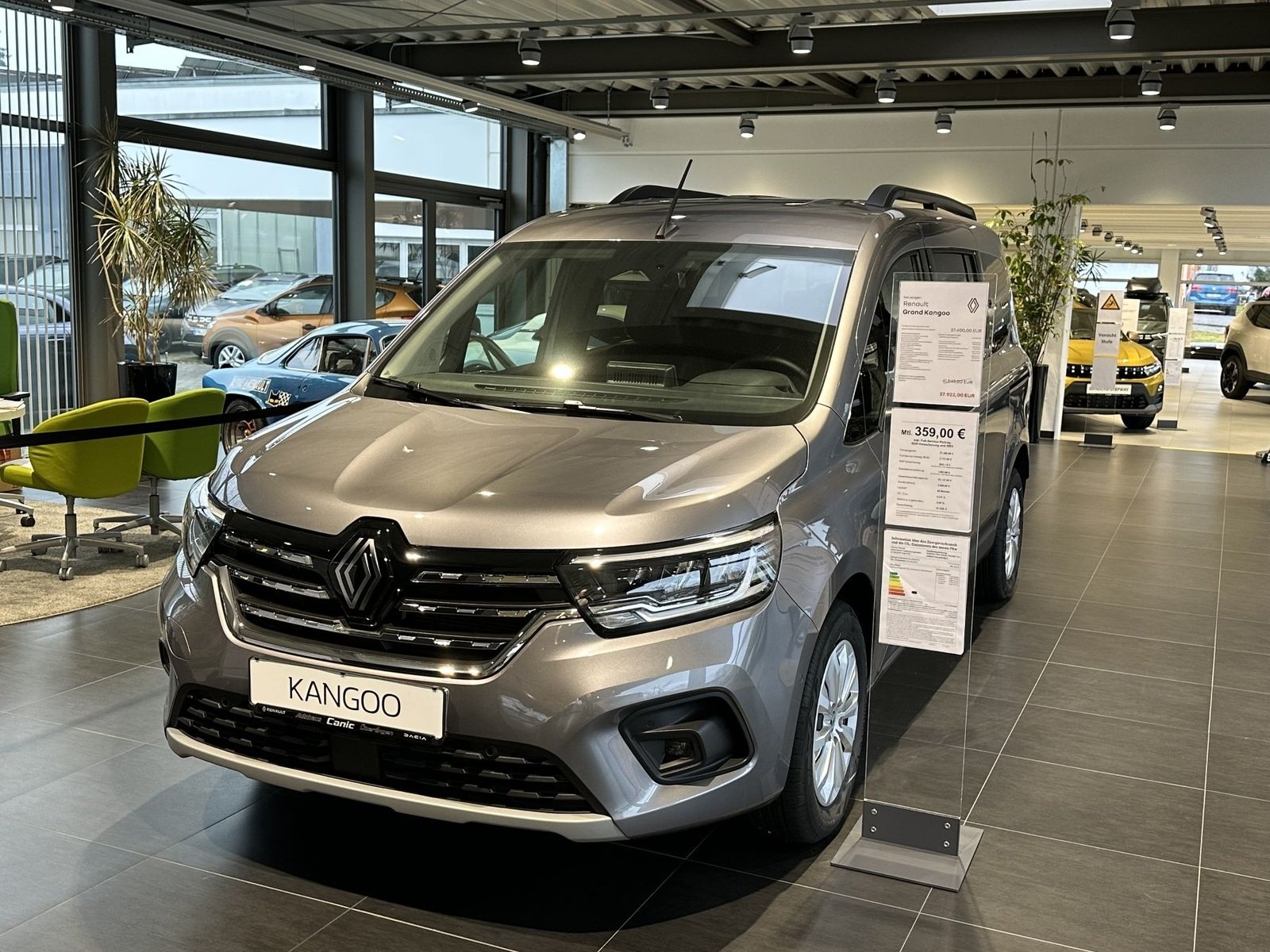 Fahrzeugabbildung Renault Kangoo GRAND TECHNO TCe 130 EDC Aktion Dezember