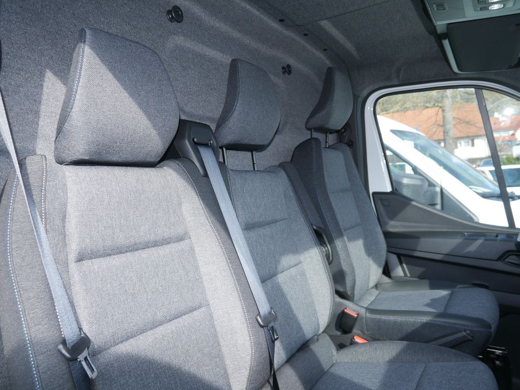 Fahrzeugabbildung Renault Master Kasten extra L2H2 3,5t Blue dCi 130 FWD