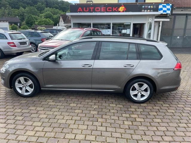 Volkswagen Golf VII Variant 1,6TDI,PDC,SHZ,Tempom