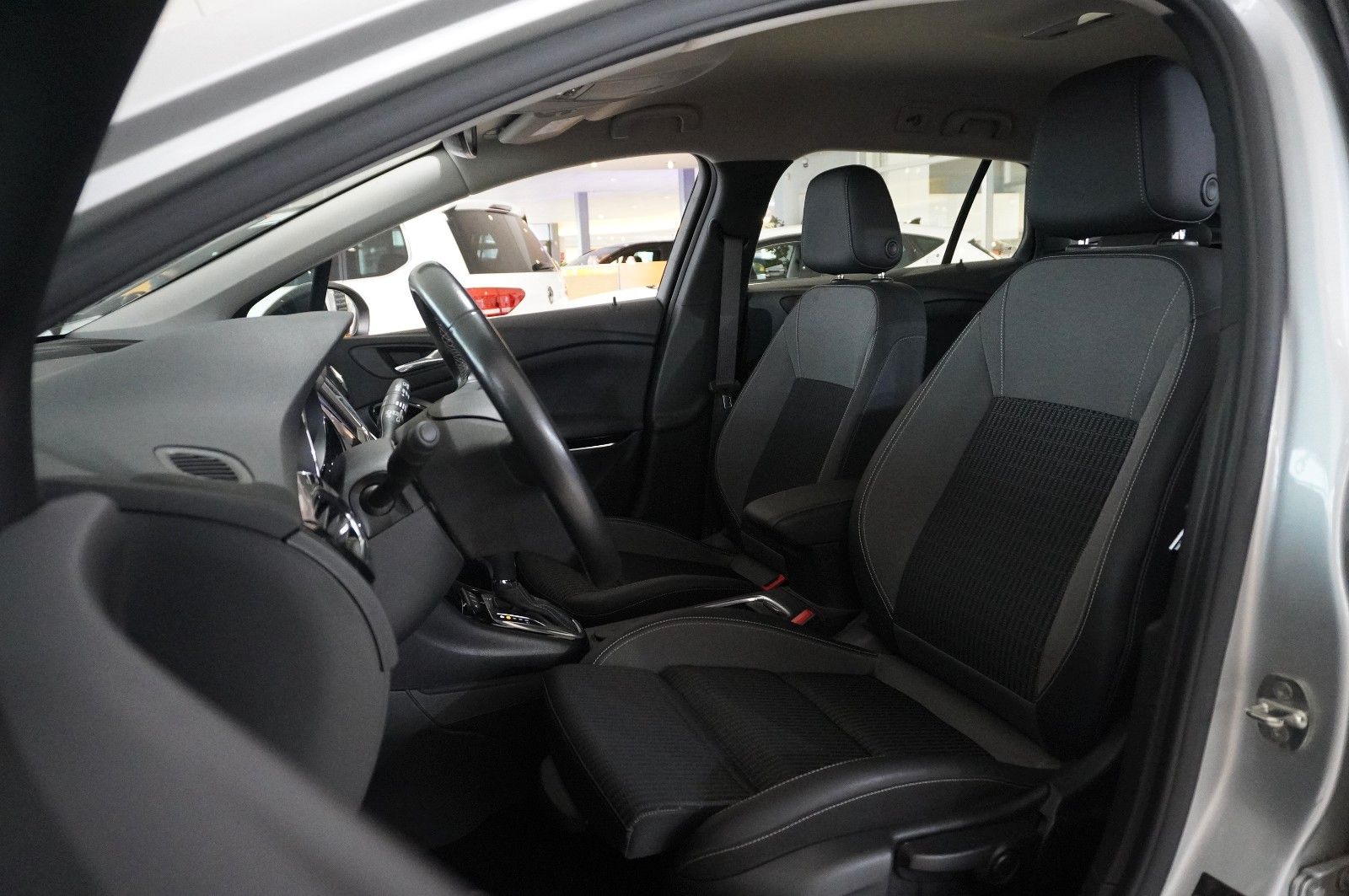 Fahrzeugabbildung Opel Astra K ST 1.5D ELEGANCE  LED/NAVI/PDC/KAM/ALU