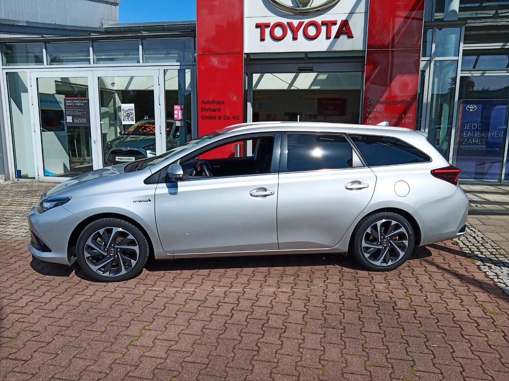 Toyota Auris Touring Sports