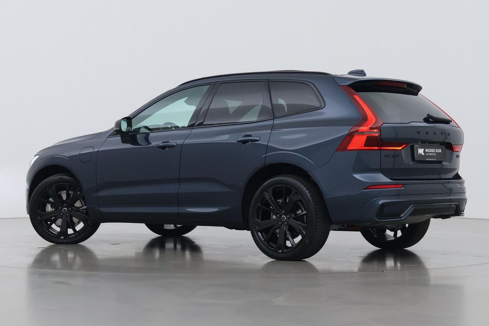 Volvo XC60 T6 Plus Black Edition | Harman/Kardon | pan imagem 2