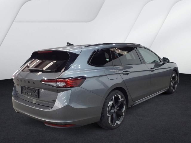 Skoda Superb - Bild 2