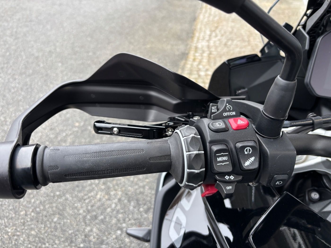 Fahrzeugabbildung BMW S 1000 XR Triple Black Koffersystem SC-Project S