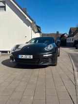 Porsche Panamera Diesel - Facelift Luftfahrwerk - Porsche in Bergisch Gladbach