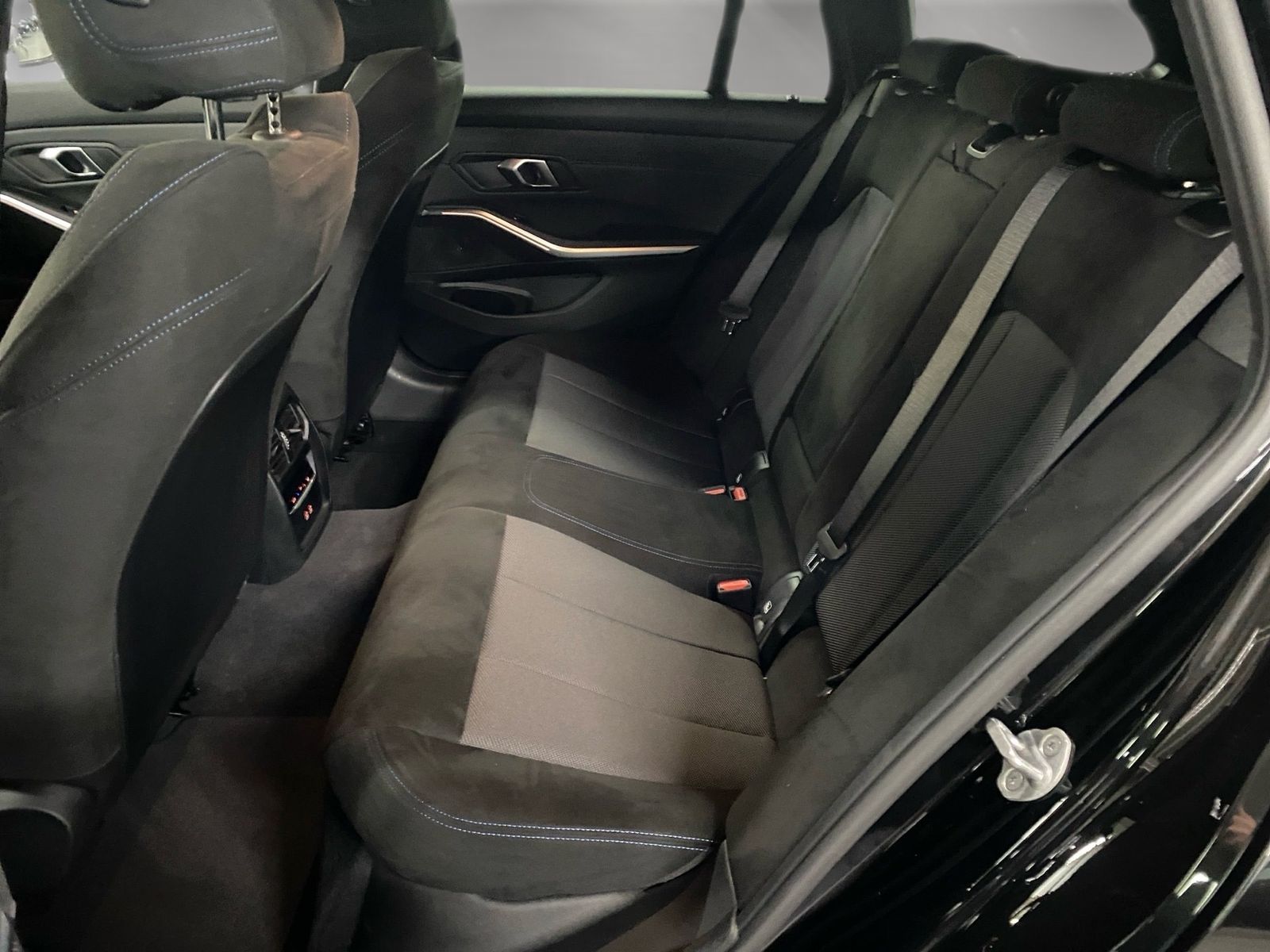 BMW 320 - Bild 13