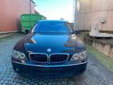 BMW 730d E65 LCI - BMW 730 aus 2005: 730d