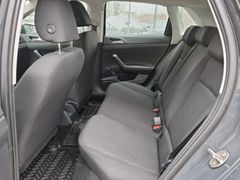 Fahrzeugabbildung Volkswagen Polo 1.0 Trendline PDC SHZ DAB+ KLIMA