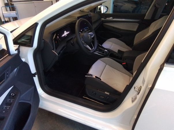 Volkswagen Golf - Bild 6