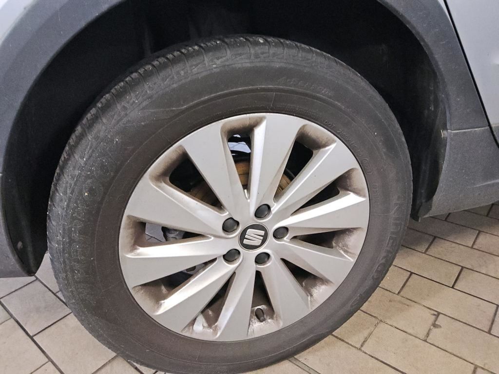 SEAT Arona 1.0 TSI DSG STYLE NAVI*KLIMA*PDC*DAB*LM*