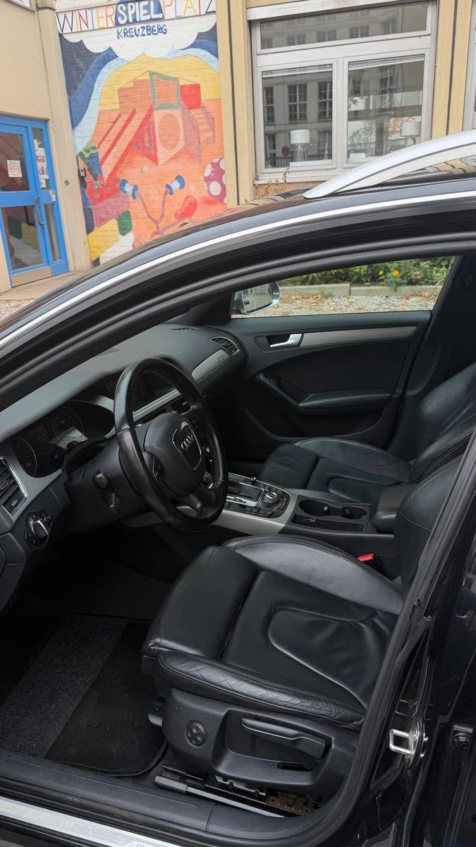 Audi A4 2009 — photo 10