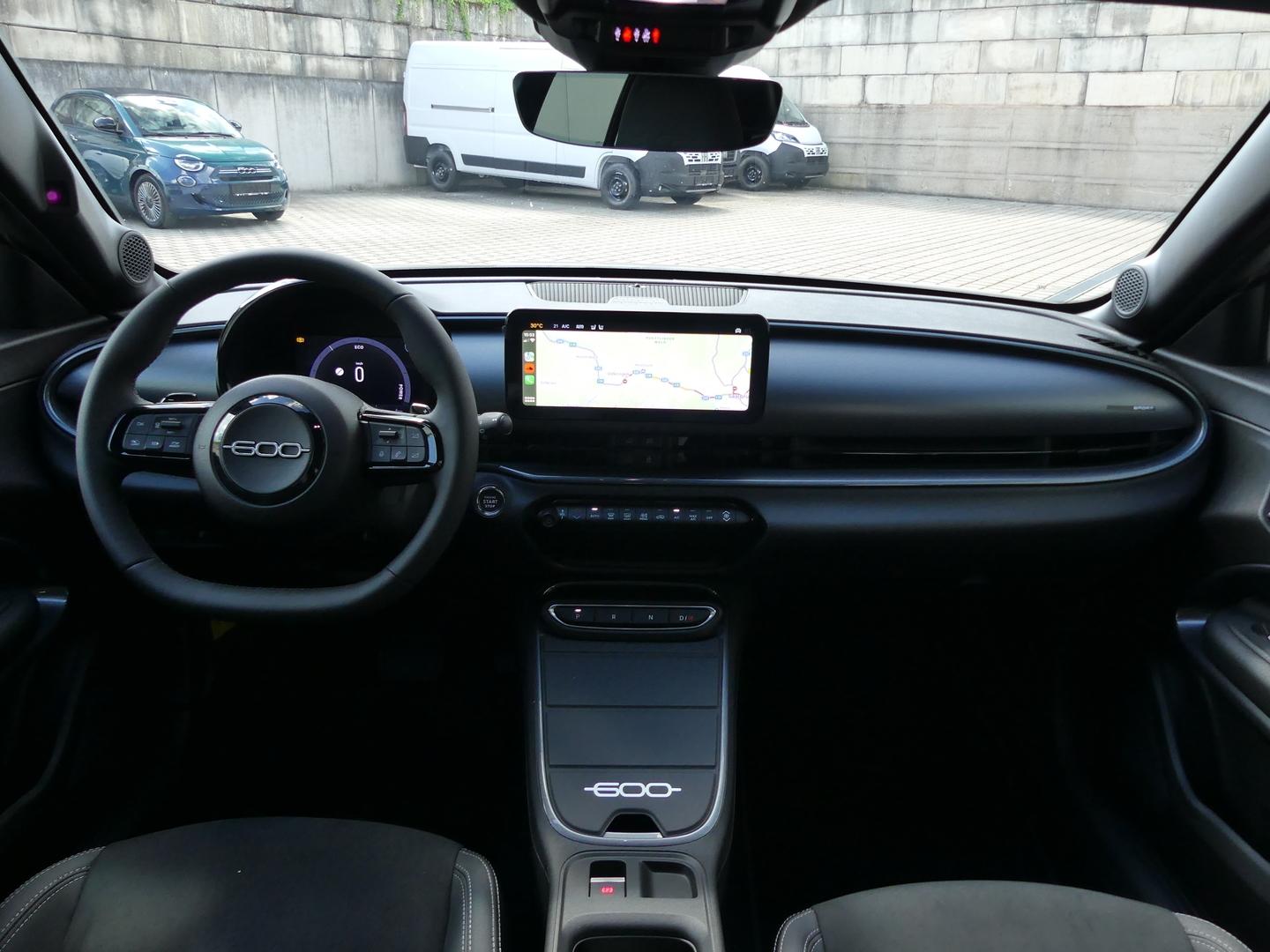 Fiat 600 HYBRID SPORT 1.2 145 PS DCT6 LED NAVI KAMERA