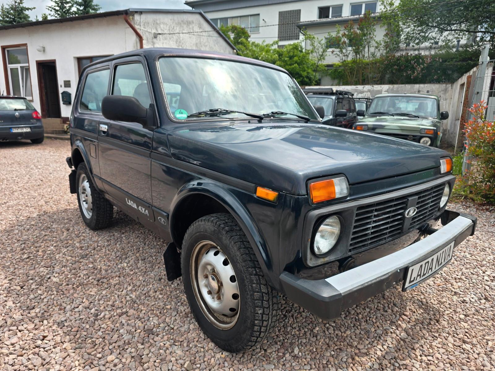 Lada Niva Only*4x4*AHK*Tüv Neu*2 Hand*