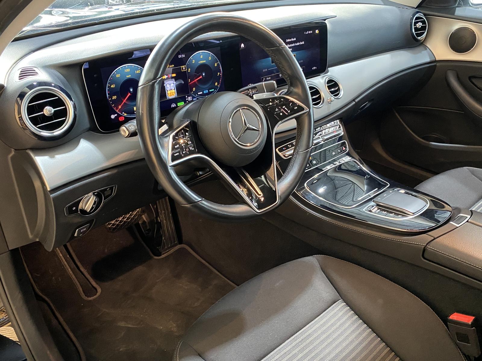 Mercedes-Benz E-Class Avantgarde*ACC*LED*Navi*R-Cam*SHZ*CarPlay*, миниатюра 12