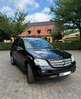 Mercedes-Benz ML 320 CDI 4MATIC | Leder | Schiebedach | AHK - schwarze Mercedes-Benz ML 320