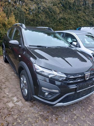 Dacia Sandero III Stepway Comf.auch in Rot u. Orange