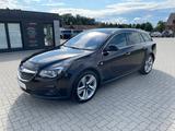 Opel Insignia Country Tourer 2.0 T 4x4 AFL 19 Zoll - Opel Insignia: Tourer Country