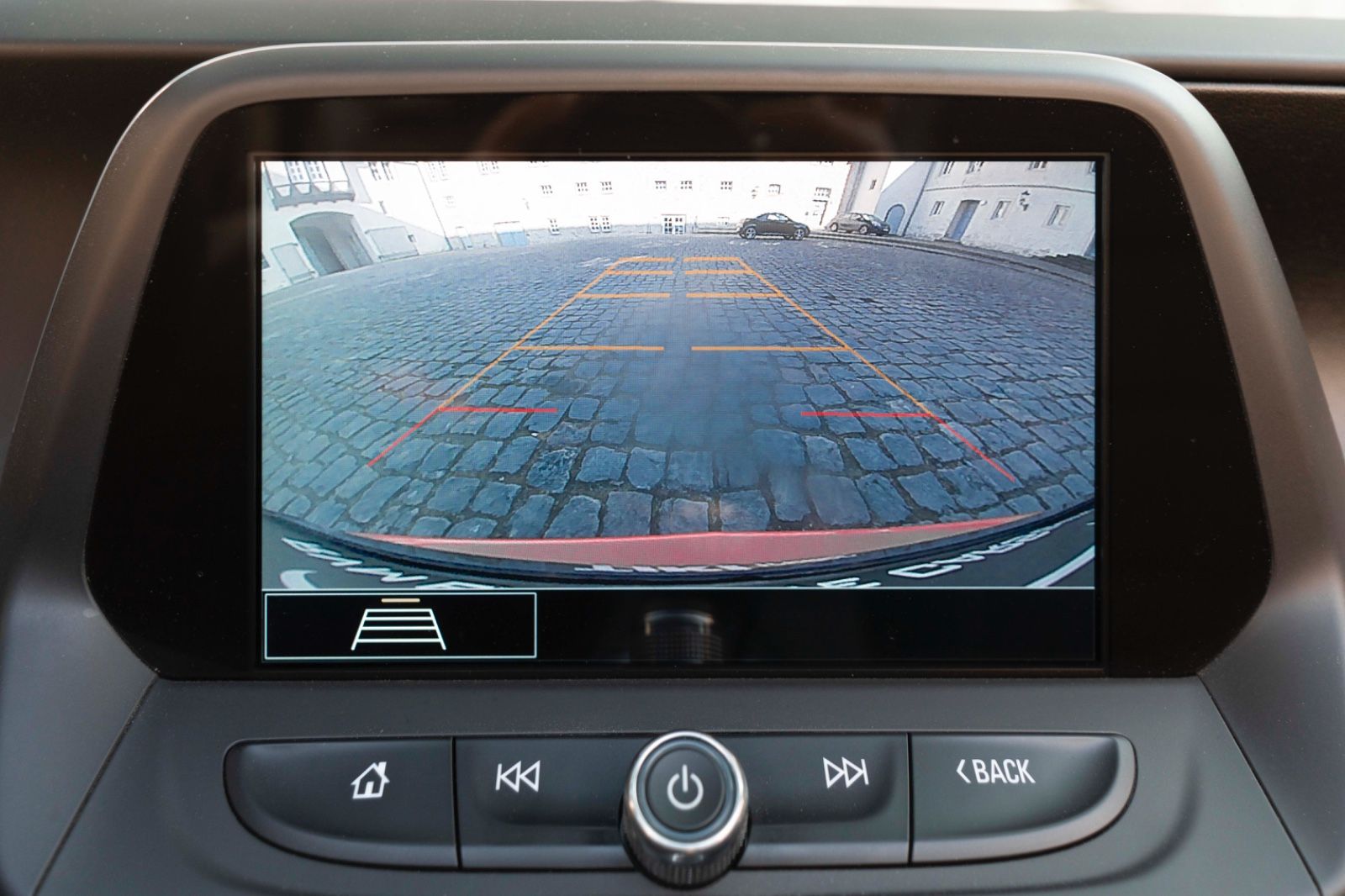 Fahrzeugabbildung Chevrolet Camaro 6,2L V8 Sport HUD KAM NAV CARPLAY BOSE