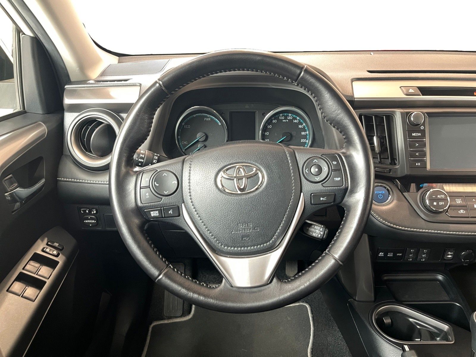 Fahrzeugabbildung Toyota RAV4 Hybrid Executive