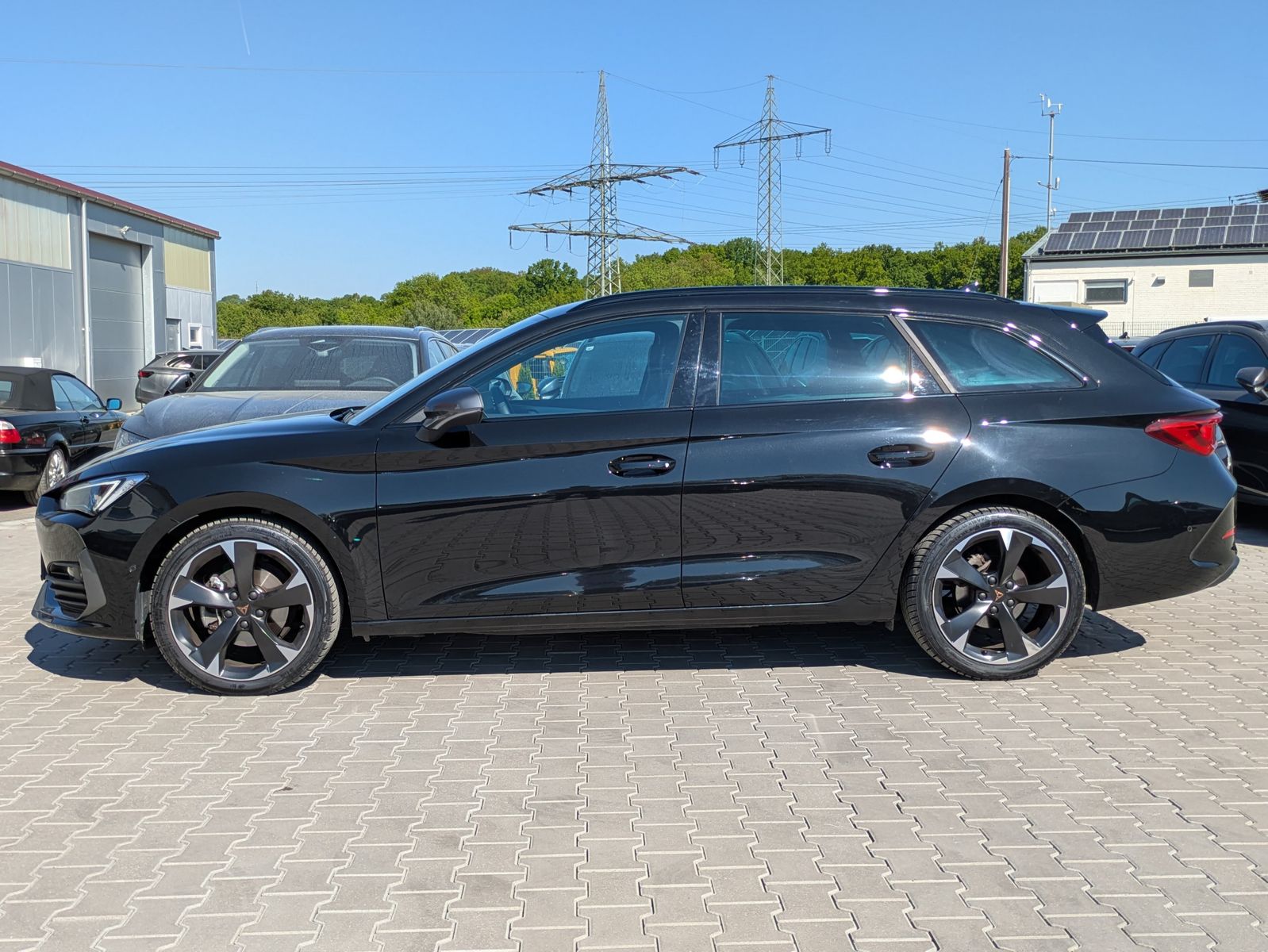 Fahrzeugabbildung CUPRA Leon 1.5 eTSI DSG MATRIX-LED*ACC*APP*KAMERA*18"