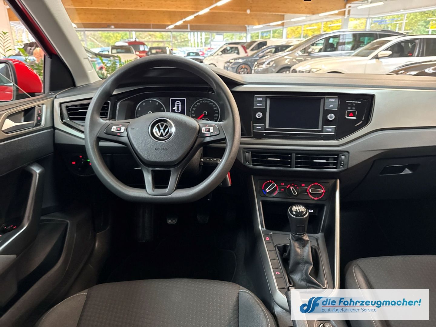 Fahrzeugabbildung Volkswagen Polo VI Comfortline Musikstreaming DAB Notbremsa