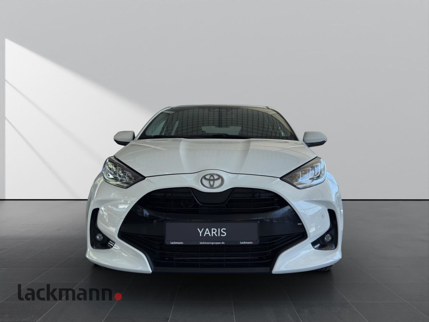 Toyota Yaris Hybrid 1.5 Team DK PDC Sitzheizung Lenkrad imagem 3